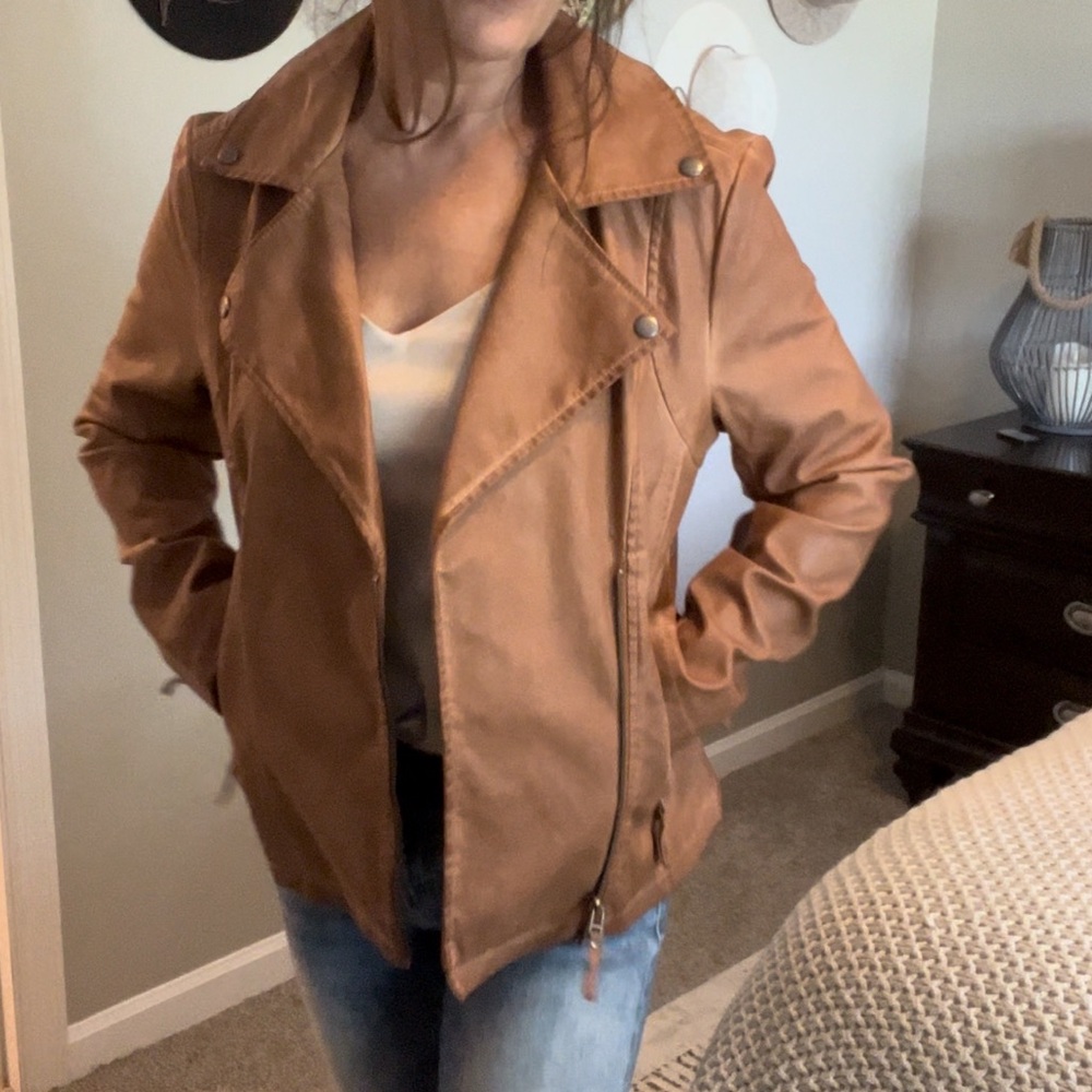 NWOT Max Studio Cognac Brown Vegan Leather Moto Jacket